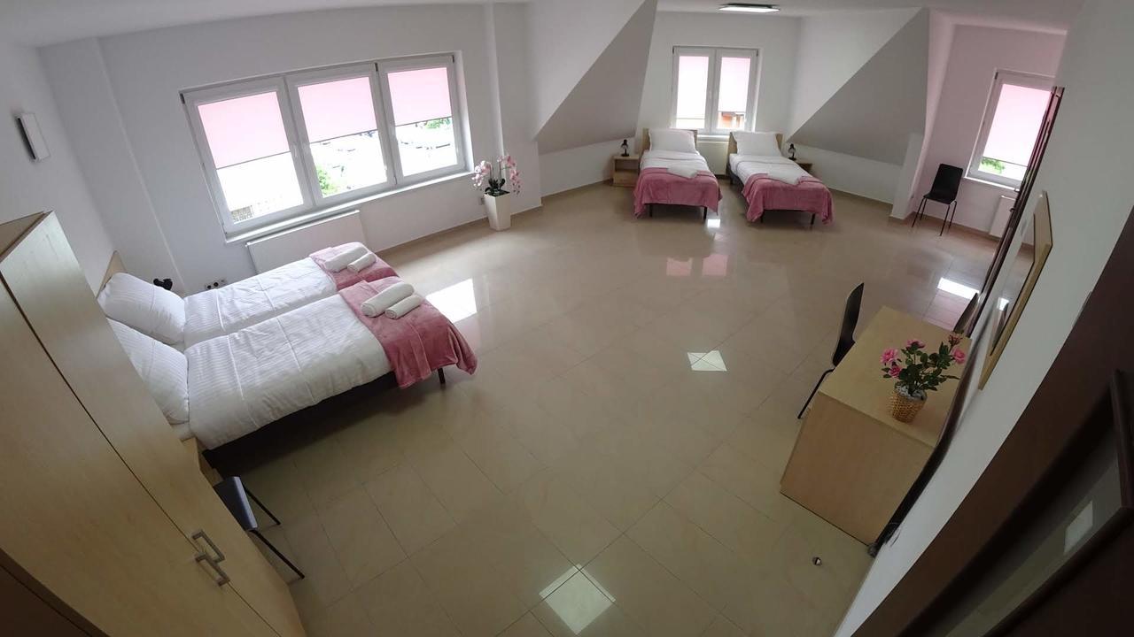 Apartamenty Козєніце Екстер'єр фото
