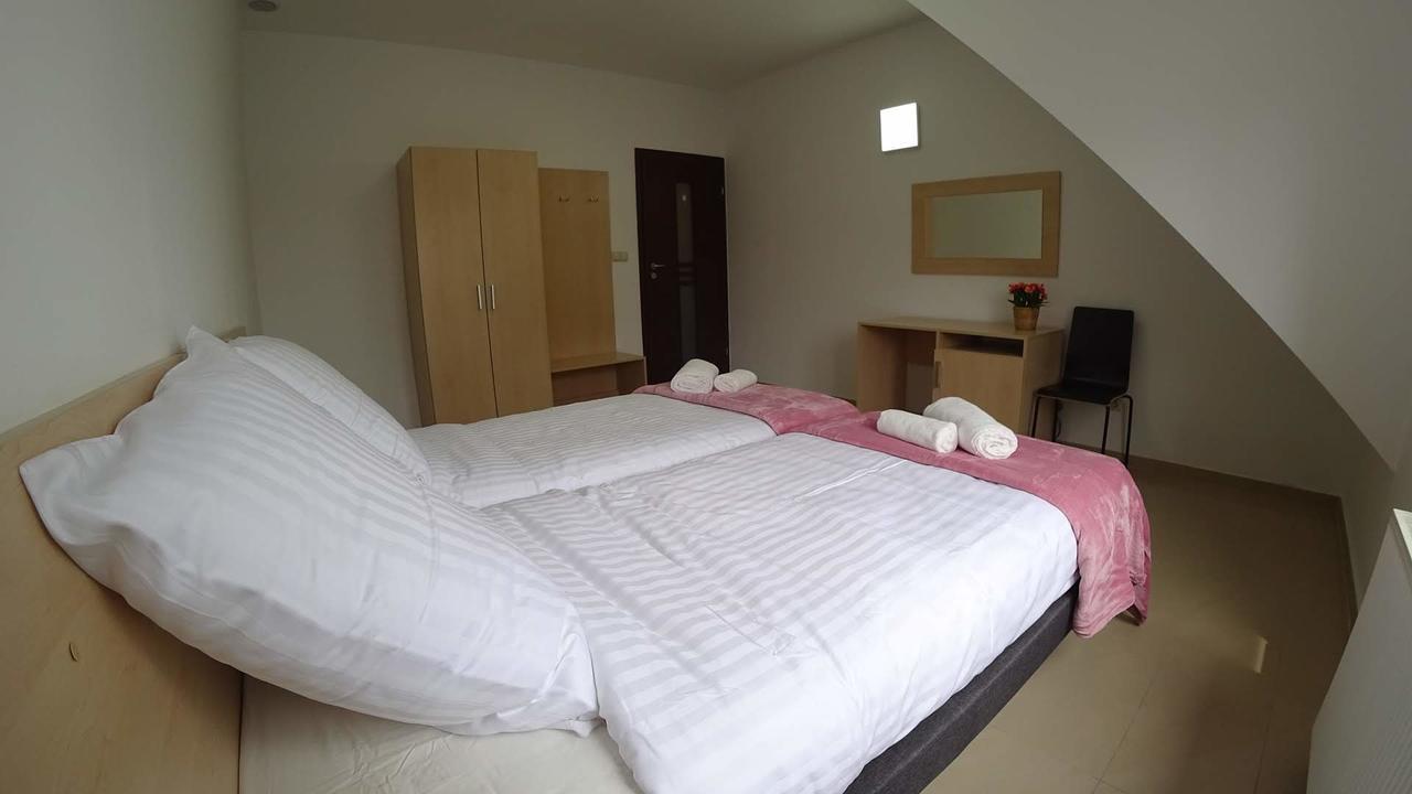 Apartamenty Козєніце Екстер'єр фото