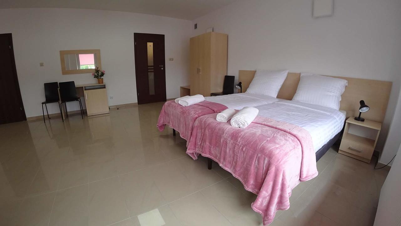 Apartamenty Козєніце Екстер'єр фото